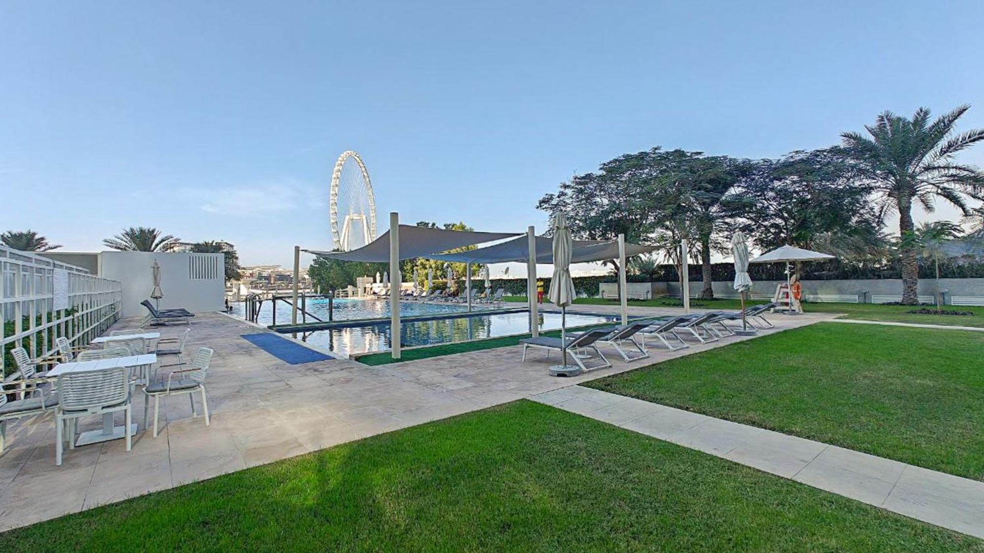 Apartment Lavish 3br With Pool Access In Al Bateen