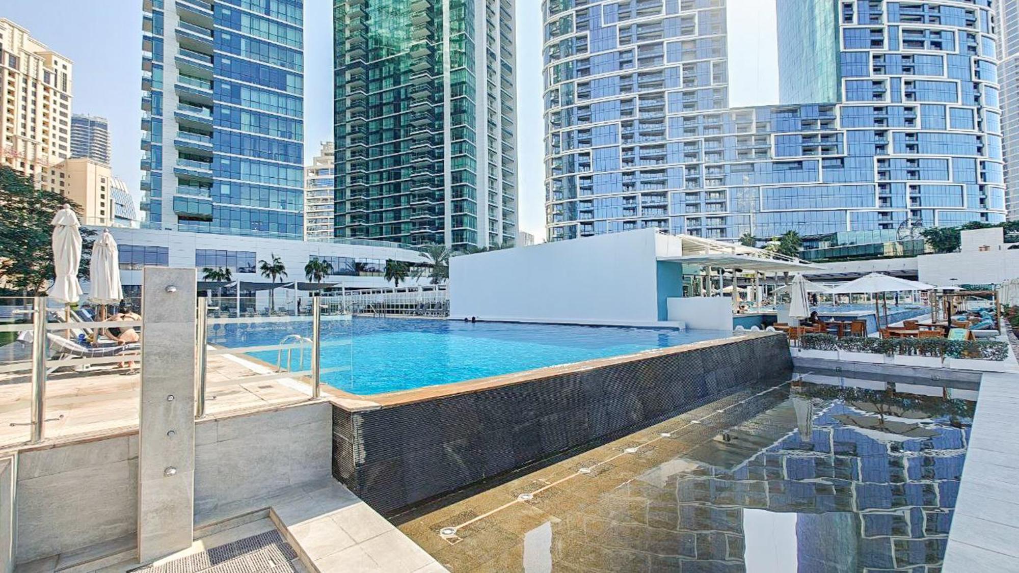 Lavish 3br With Pool Access In Al Bateen Apartment Dubai